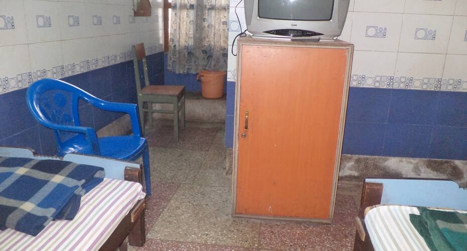 Suro Guest House, Guwahati 5